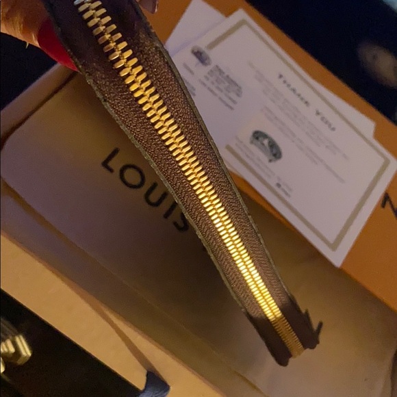 Louis Vuitton Clemence wallet (no longer made) - Picture 3 of 15